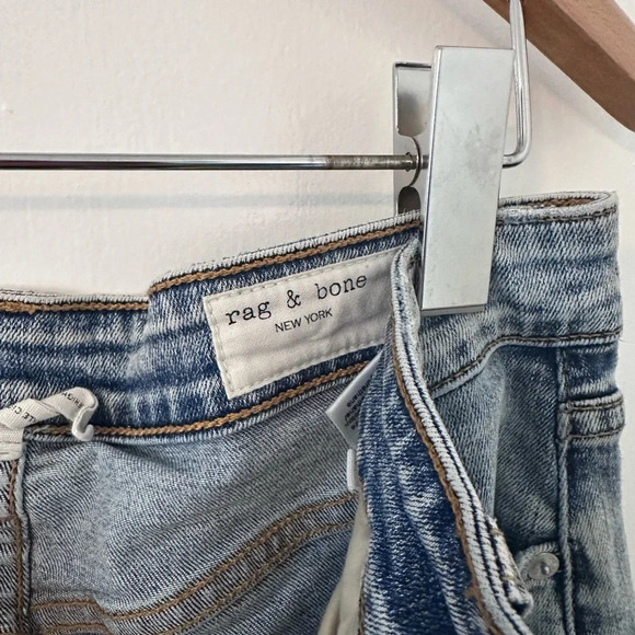 Rag & Bone Super High Rise Ankle Cigarette Light Wash Jeans Size 27 - Picture 4 of 6